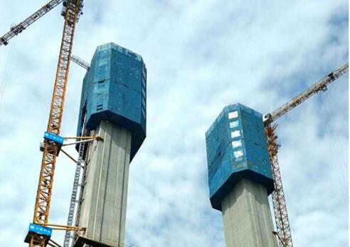 全球首例空中“造塔机”成功首秀100米