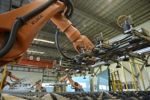 我国首条8.5代TFT-LCD玻璃基板生产线点火