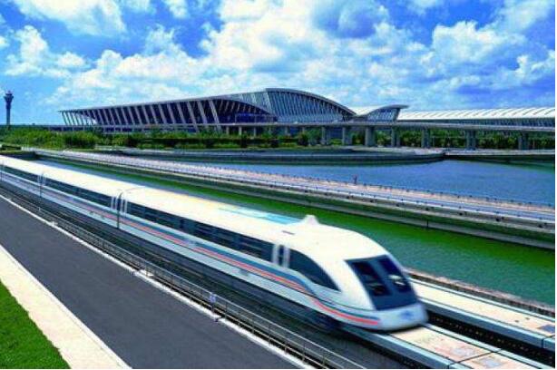 截至2024年12月底，我国城市轨道交通运营里程10945.6公里