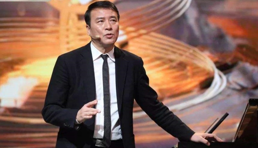 “大海给了我一个机会”—专访中国文联副主席、中国音协主席叶小纲