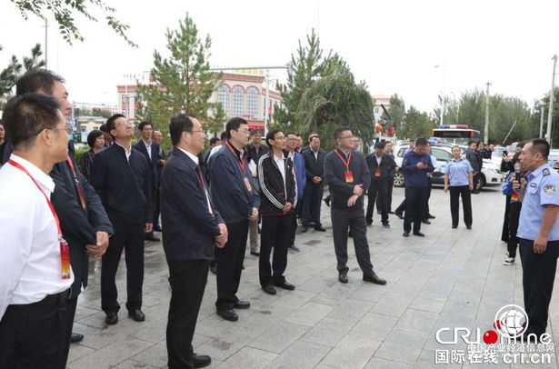 【法治乌兰牧骑专题——法治聚焦列表】内蒙古自治区行政执法“三项制度”暨法治政府信息化建设推进会观摩考察侧记