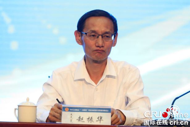 【法治乌兰牧骑专题——法治聚焦列表】内蒙古自治区行政执法“三项制度”暨法治政府信息化建设推进会在锡林浩特举行