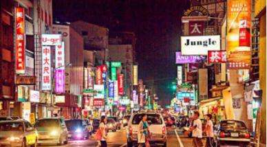 黑龙江：璀璨夜经济让小城更有“味道”