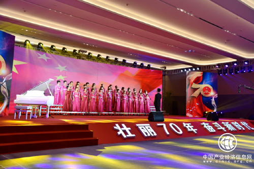山东青岛红岛经济区（高新区）举办庆祝新中国成立70周年合唱展演活动