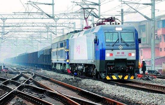 “钢铁动脉”为复工复产提供坚实保障