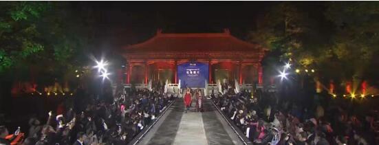 锦绣中华——2019中国非遗服饰秀展演周点亮北京中轴线