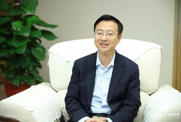 首页 中国制造 企业  贾伟主要从事肠道微生物-胆汁酸-肝脏的代谢作用