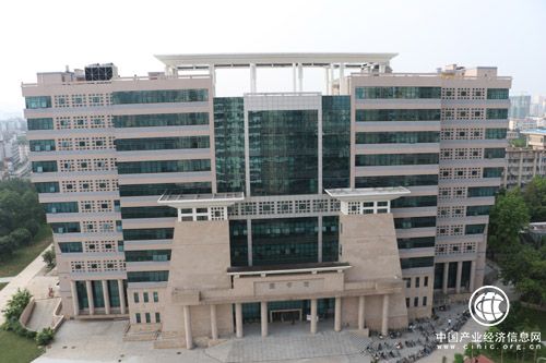 广西建工一建直属分公司承建广西大学图书馆二期工程喜获国家优质工程奖