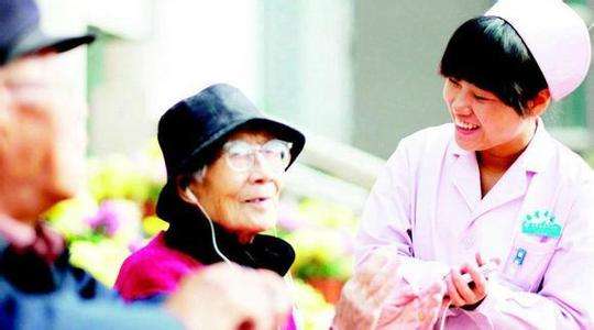 代表之声 加强养老护理人员职业化队伍建设