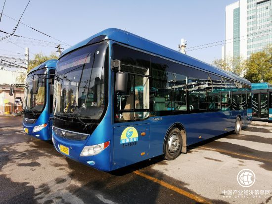 深夜不怕没车坐！K101济南首条24小时公交线路今夜起运行