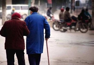 积极应对人口老龄化跻身国家战略，有何深意?