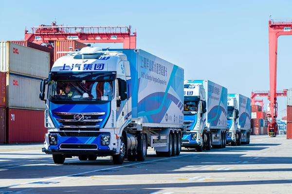 智能驾驶还有很长的路要走