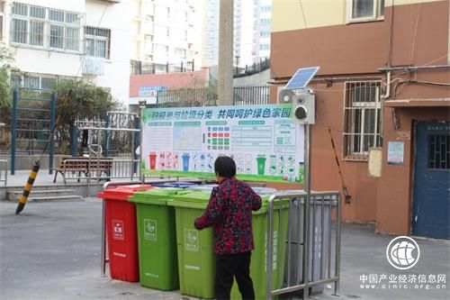智能垃圾分类指导员在市南区云南路街道“上岗”了