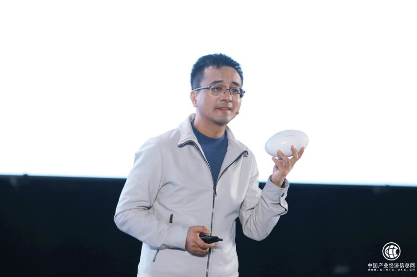 臻迪“全场景AI自寻影摄像师”PowerEgg X全球首发