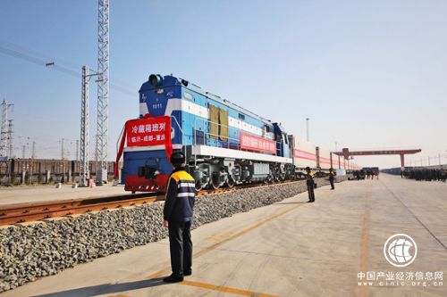 融入全国冷冻运输体系!临沂冷藏箱班列首发!