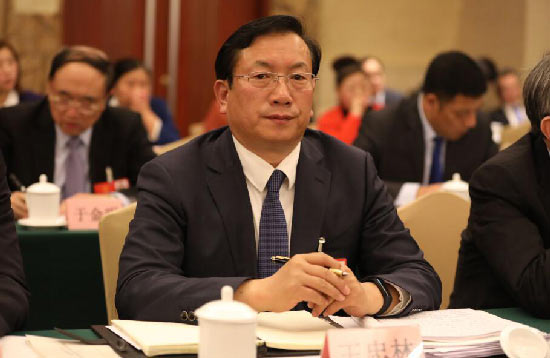 王忠林到槐荫区指导区委常委会专题民主生活会并检查全面从严治党主体责任落实情况时强调 牢记初心使命担当作为实干持续推动全面从严治党向纵深发展