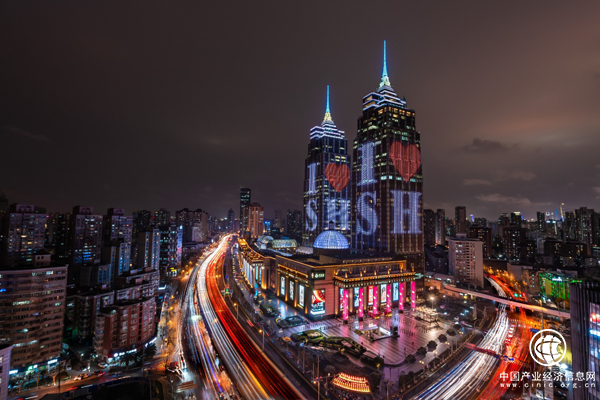 首届长三角苏商大会暨上海市江苏商会第三届第一次会员代表大会成功举行