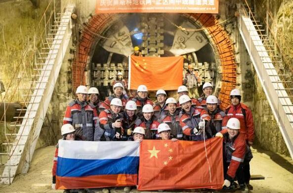 中国企业首个莫斯科地铁承建项目隧道全部贯通