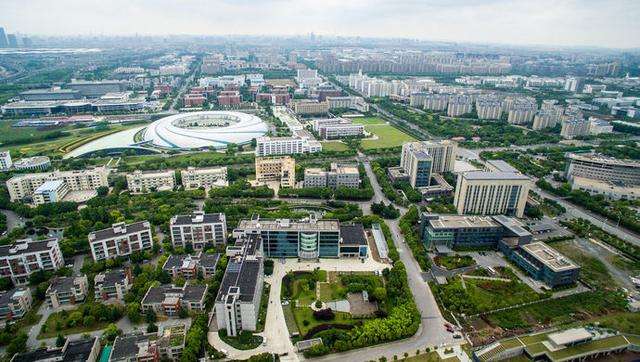 “冷板凳”拼出“热产业” 上海张江迈向科创策源高地