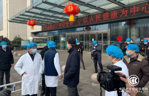 好消息！刚刚！山东首例确诊患者治愈出院了！