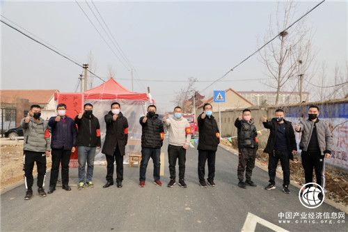 平邑县：基层党支部书记争当防疫队伍“擎旗手”