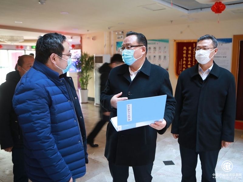 孙述涛督导检查疫情防控工作：落实落细防控措施 守好“一线阵地”