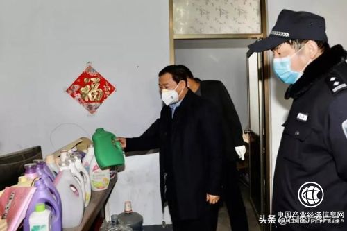 必须严打！河东警方捣毁一制售伪劣84消毒液窝点