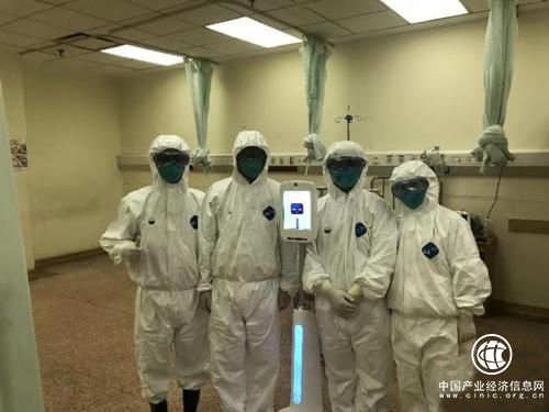 智能机器人“小白”加入武汉新冠肺炎治疗“一线”