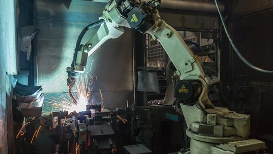 陕钢汉钢：智能制造新突破 工业机器人顺利通过试验运行