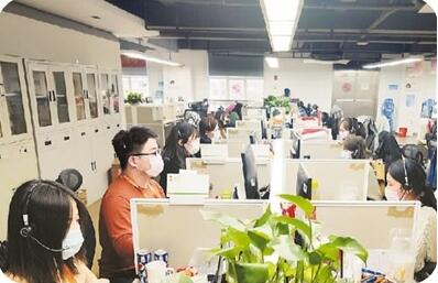 加油：中国旅游业 团结奋斗战疫情