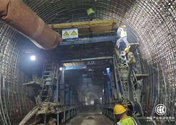 城阳区红岛街道助力地铁M8号线建设