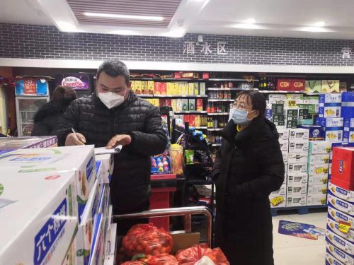 马慧玲：“铿锵玫瑰”在抗疫一线绚丽绽放