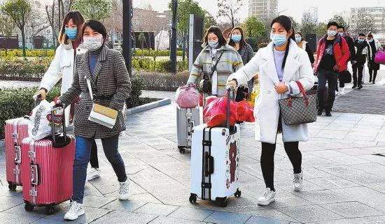 河南实施“四有一可”模式促进农民工返岗复工