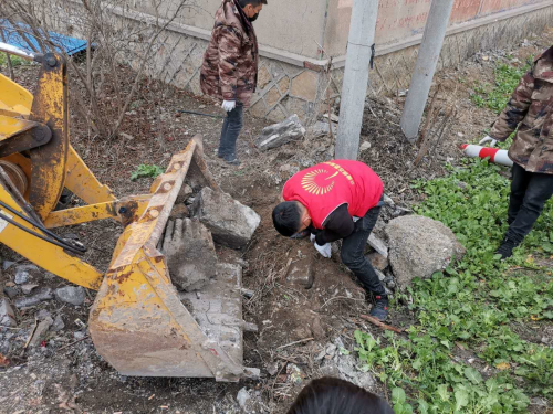 兰陵县兰陵镇扮靓村居环境 静待春暖花开