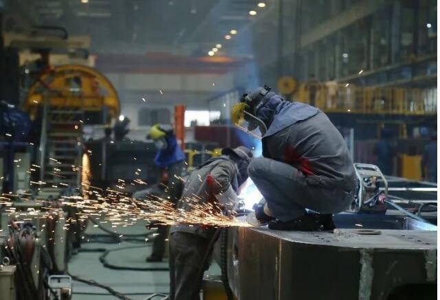 疫情之下 制造业着力稳工稳产稳信心