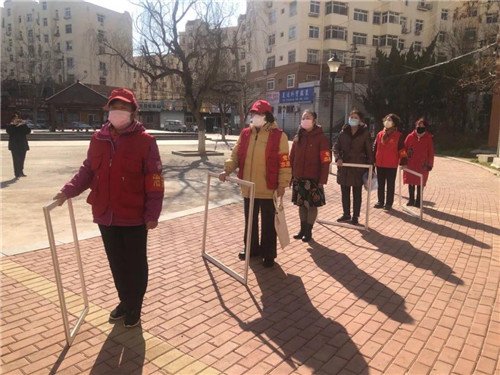 新时代文明实践 | 洛阳路街道郑州路社区开展“学雷锋”活动日 为疫情防控志愿者提供贴心服务