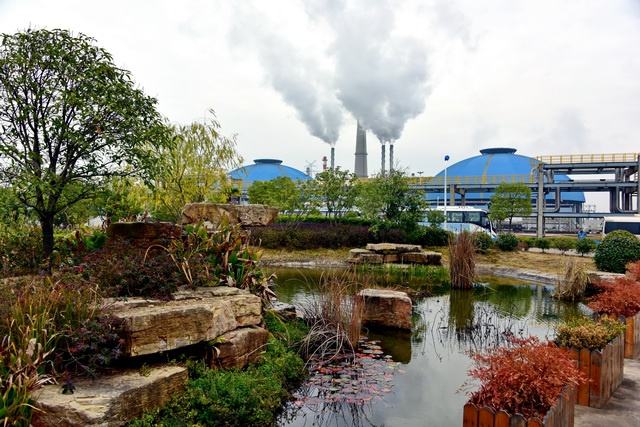 构建现代环境治理体系 为建设美丽中国提供制度保障