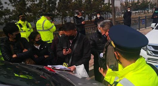 防疫执法两不误！青岛累计查处黑出租63部