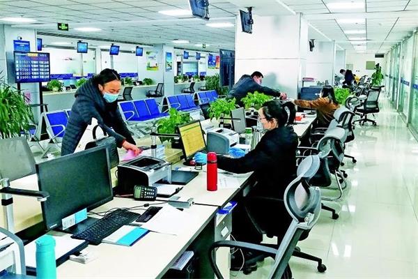 西海岸新区：温情医保为民生“兜底”