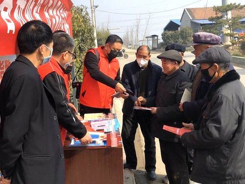 罗庄区司法局深入基层宣传：春耕防疫两不误