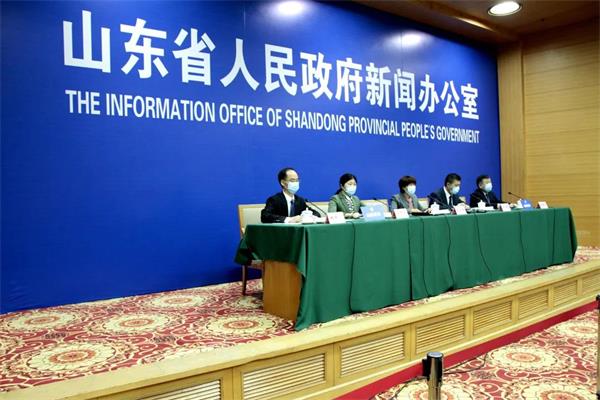 境外入鲁人员隔离费自行支付，无医保人员自费诊疗！