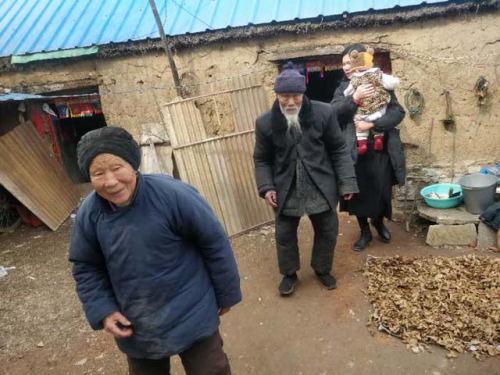 【打擂台·脱贫攻坚】兰陵县大仲村镇深入开展贫困户收入再核实工作