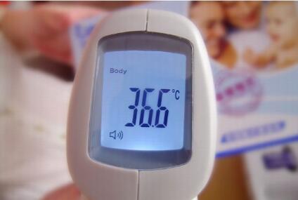 价格回落、黄牛甩货  “疯狂”的额温枪正降温