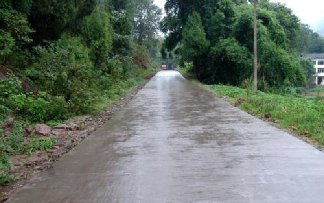 1.32亿元中央投资计划支持河南省农村扶贫公路项目