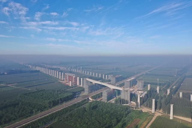 雄安新区对外骨干路网重点项目全线复工