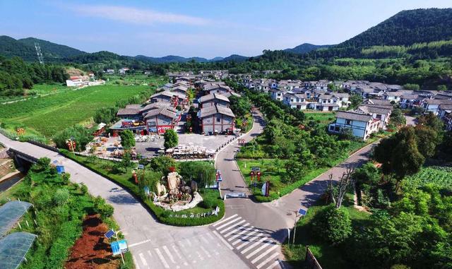 农旅结合助推乡村旅游高质量发展