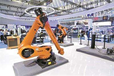 破解发展难点痛点 加快培育专精特新