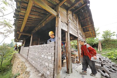 住建部：探索建立解决农村相对贫困人口住房安全长效机制