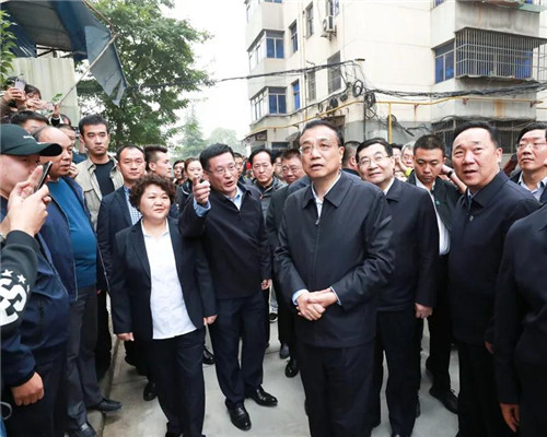 今年老旧小区改多少、改什么、钱从哪来？李克强开会定了这些