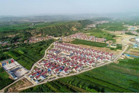 宁夏：跨越千年贫困 向“新”加速先行